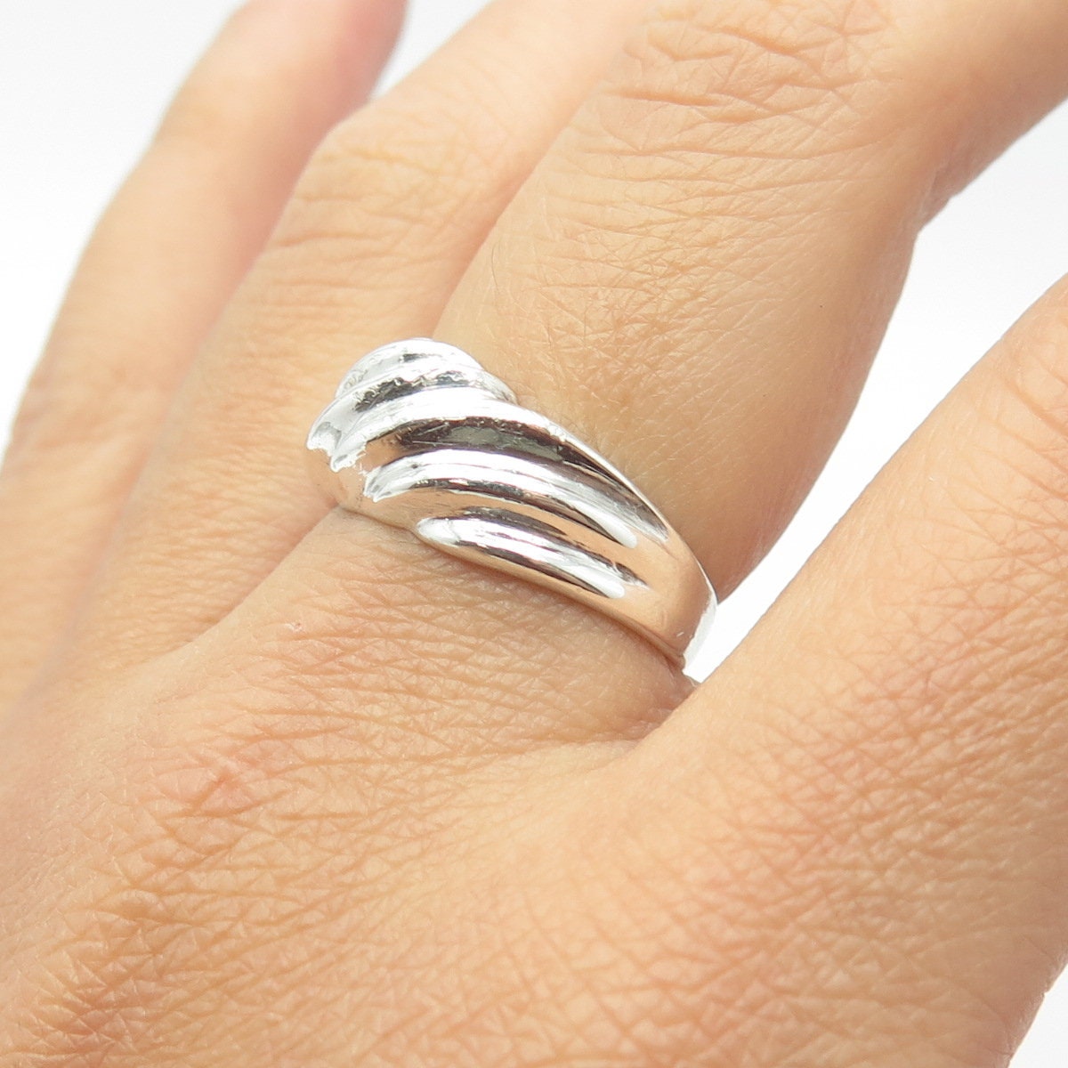 925 Sterling Silver Vintage Ribbed Ring Size 8