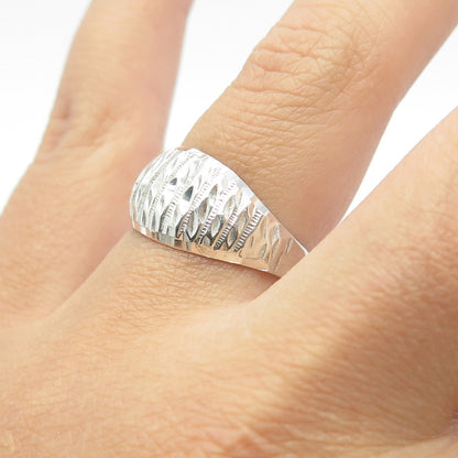 925 Sterling Silver Vintage Carved Dome Ring Size 7