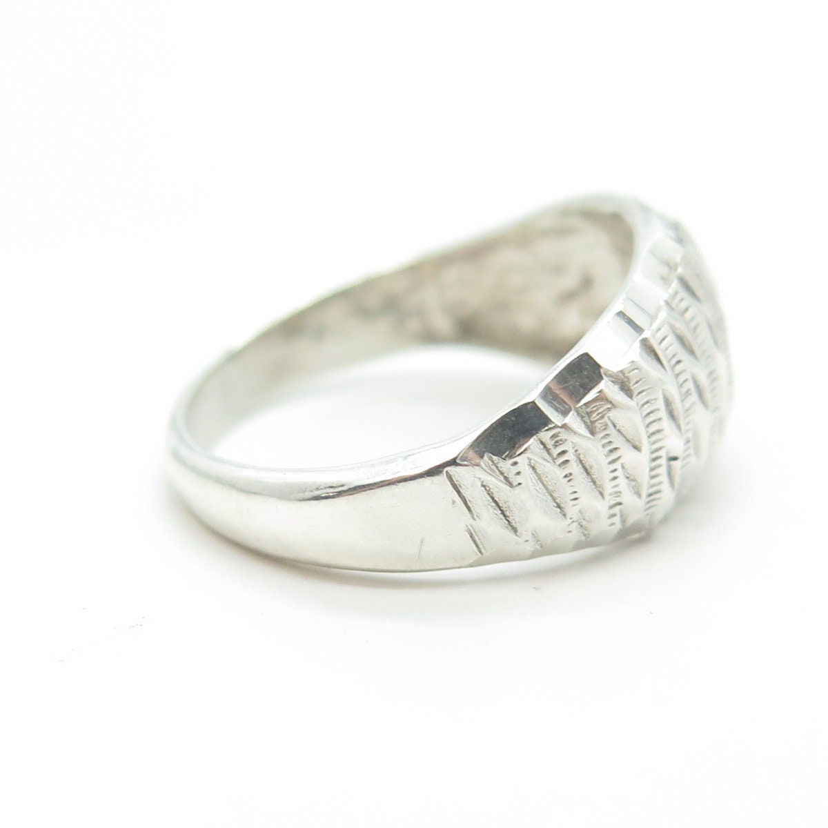 925 Sterling Silver Vintage Carved Dome Ring Size 7