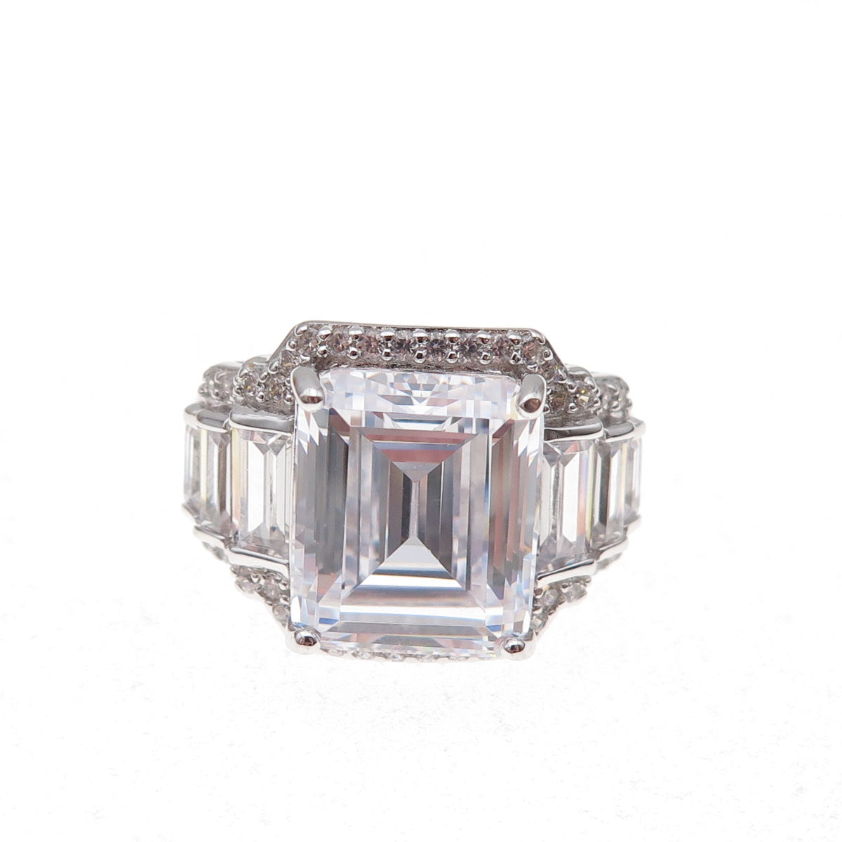 Dee Berkle 925 Sterling Silver Emerald & Round-Cut C Z Engagement Ring Size 6