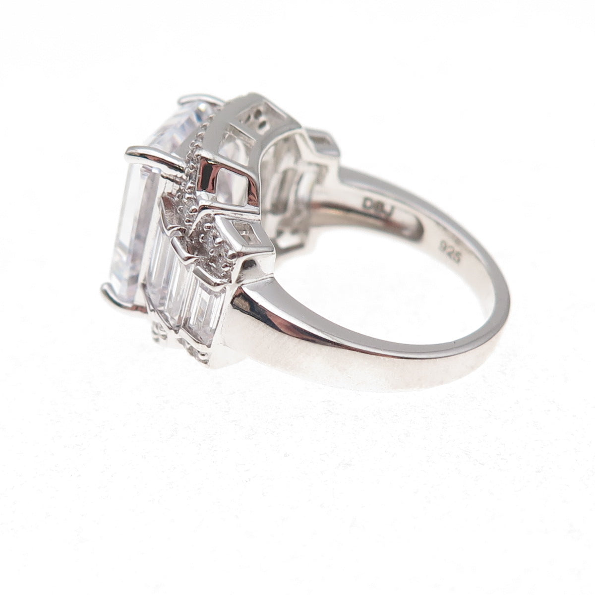 Dee Berkle 925 Sterling Silver Emerald & Round-Cut C Z Engagement Ring Size 6
