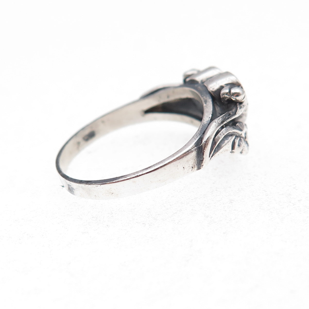 925 Sterling Silver Vintage Real Turquoise Heart Oxidized Ring Size 6.75