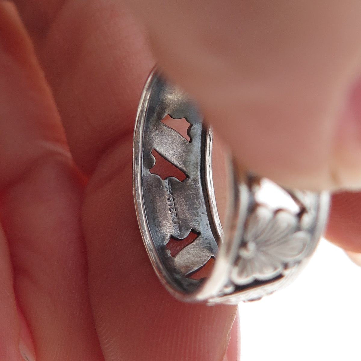 Uncas 925 Sterling Silver Antique Art Deco Floral Oxidized Band Ring Size 6