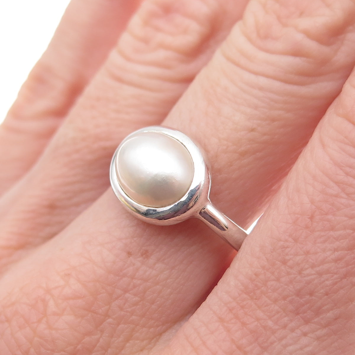 925 Sterling Silver Vintage Real Pearl Modernist Ring Size 7