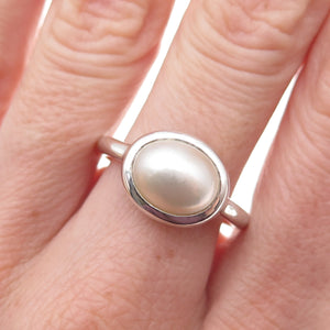 925 Sterling Silver Vintage Real Pearl Modernist Ring Size 7