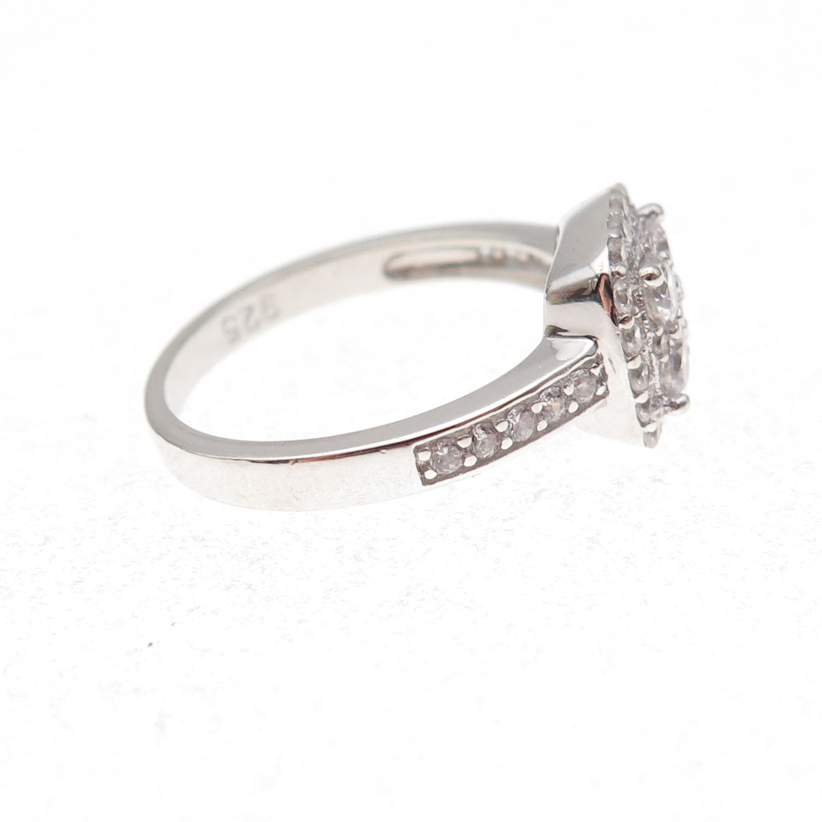 925 Sterling Silver Round-Cut C Z Engagement Ring Size 7