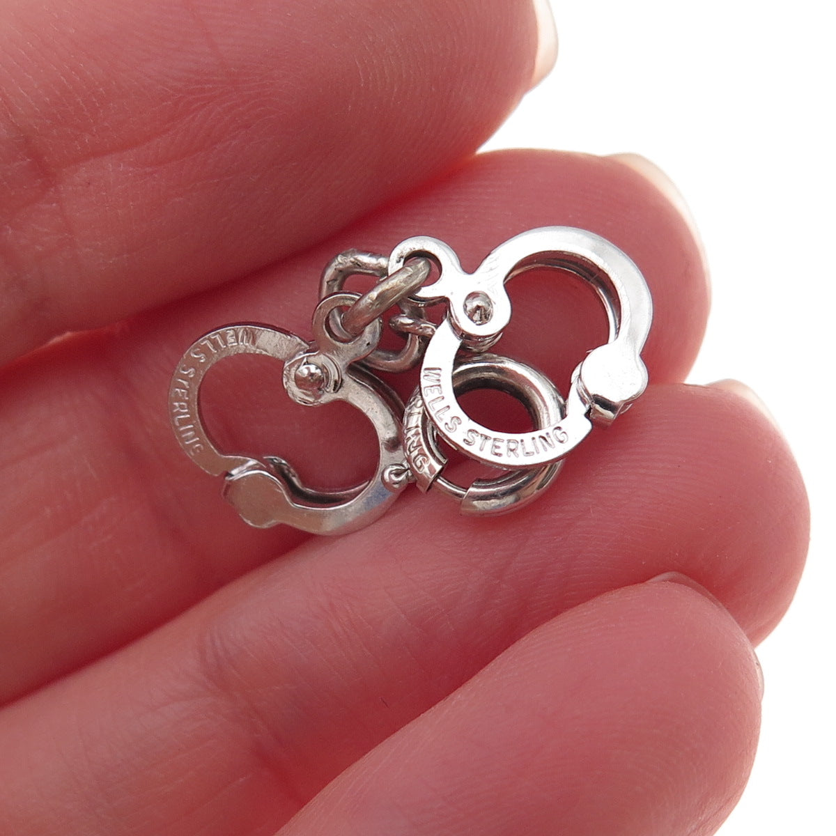 Wells 925 Sterling Silver Vintage Handcuffs Spring Ring Lock Charm Pendant