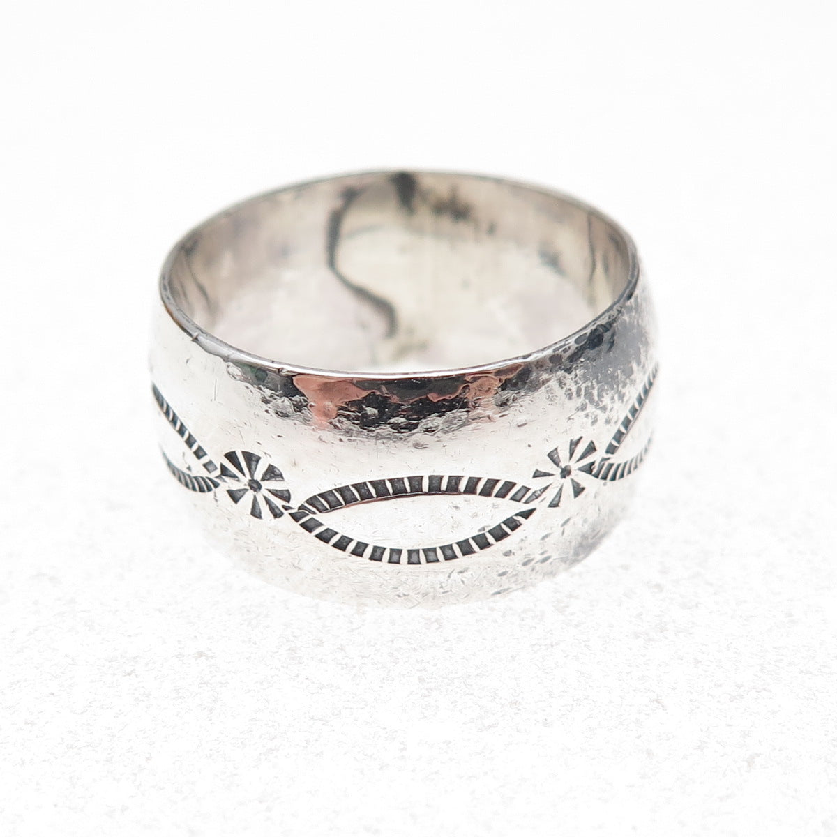 Old Pawn 925 Sterling Silver Vintage Southwestern Tribal Band Ring Size 8