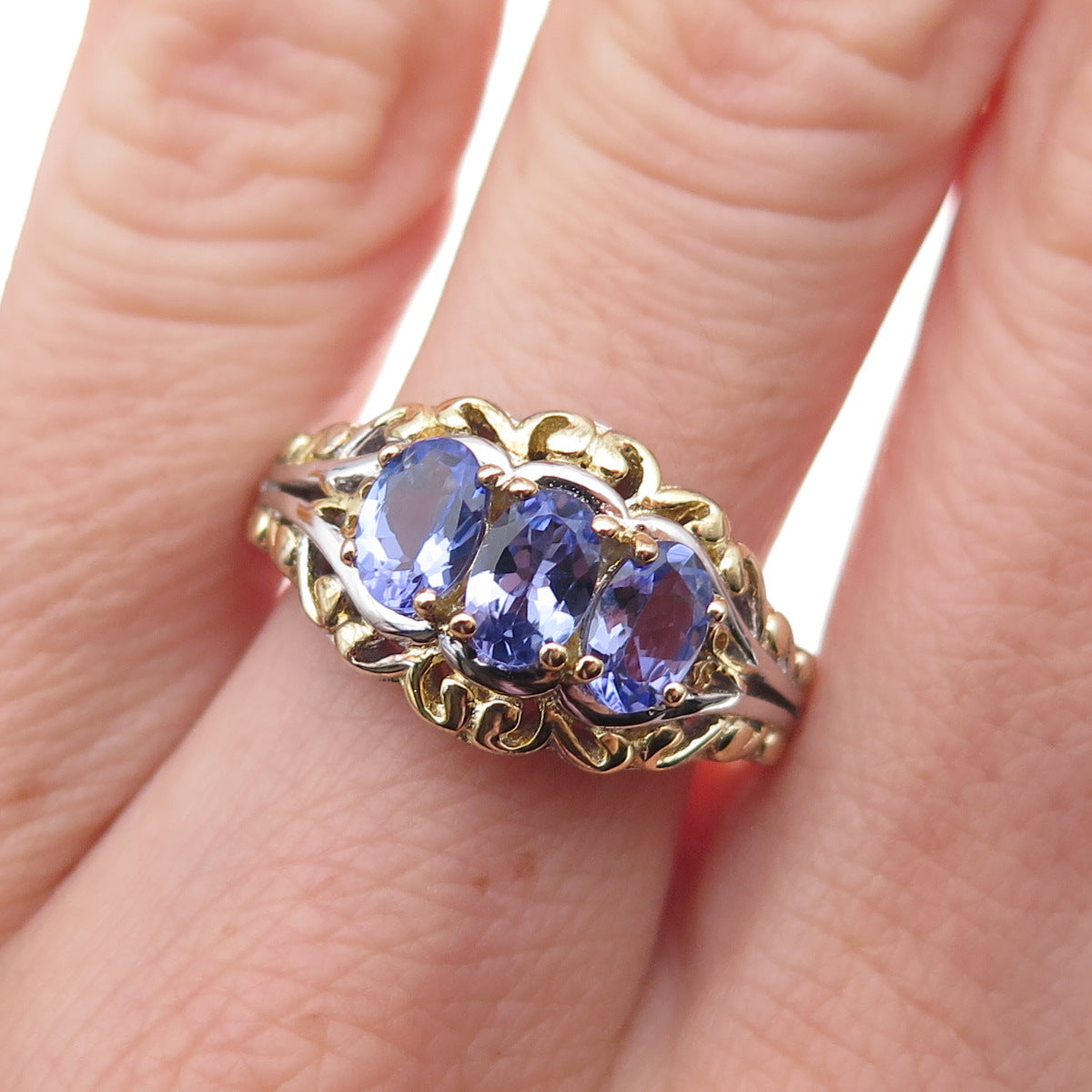 925 Sterling Silver 2-Tone Real Oval-Cut Tanzanite Ring Size 8