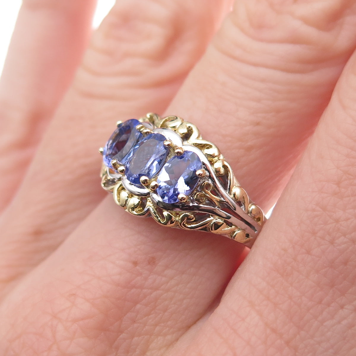 925 Sterling Silver 2-Tone Real Oval-Cut Tanzanite Ring Size 8