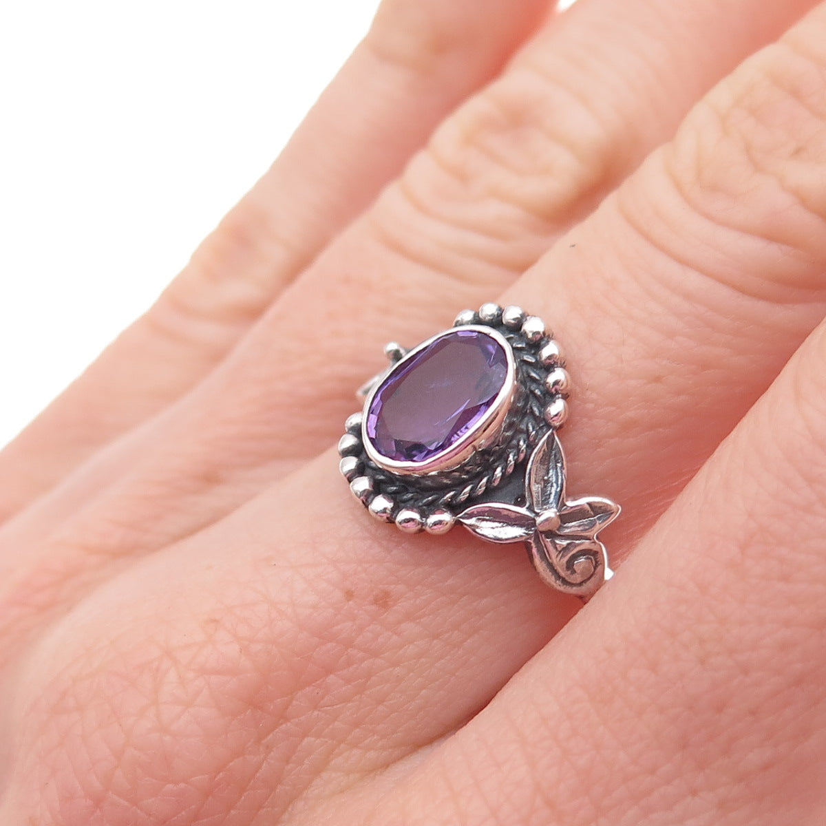 925 Sterling Silver Vintage Real Amethyst Oxidized Ring Size 7.25