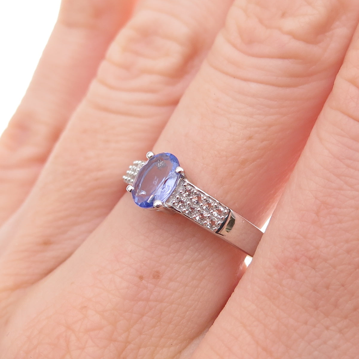 925 Sterling Silver Real Tanzanite & White Topaz Ring Size 8.25