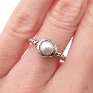 925 Sterling Silver Vintage Real Pearl Modernist Oxidized Ring Size 5.75