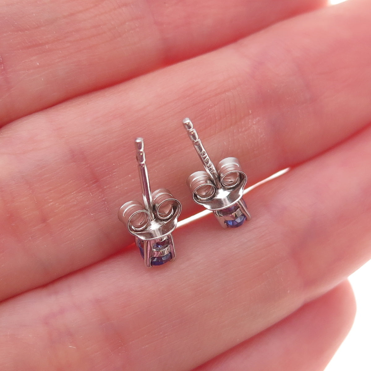 Chuck Clemency 925 Sterling Silver Real Oval-Cut Tanzanite Stud Earrings