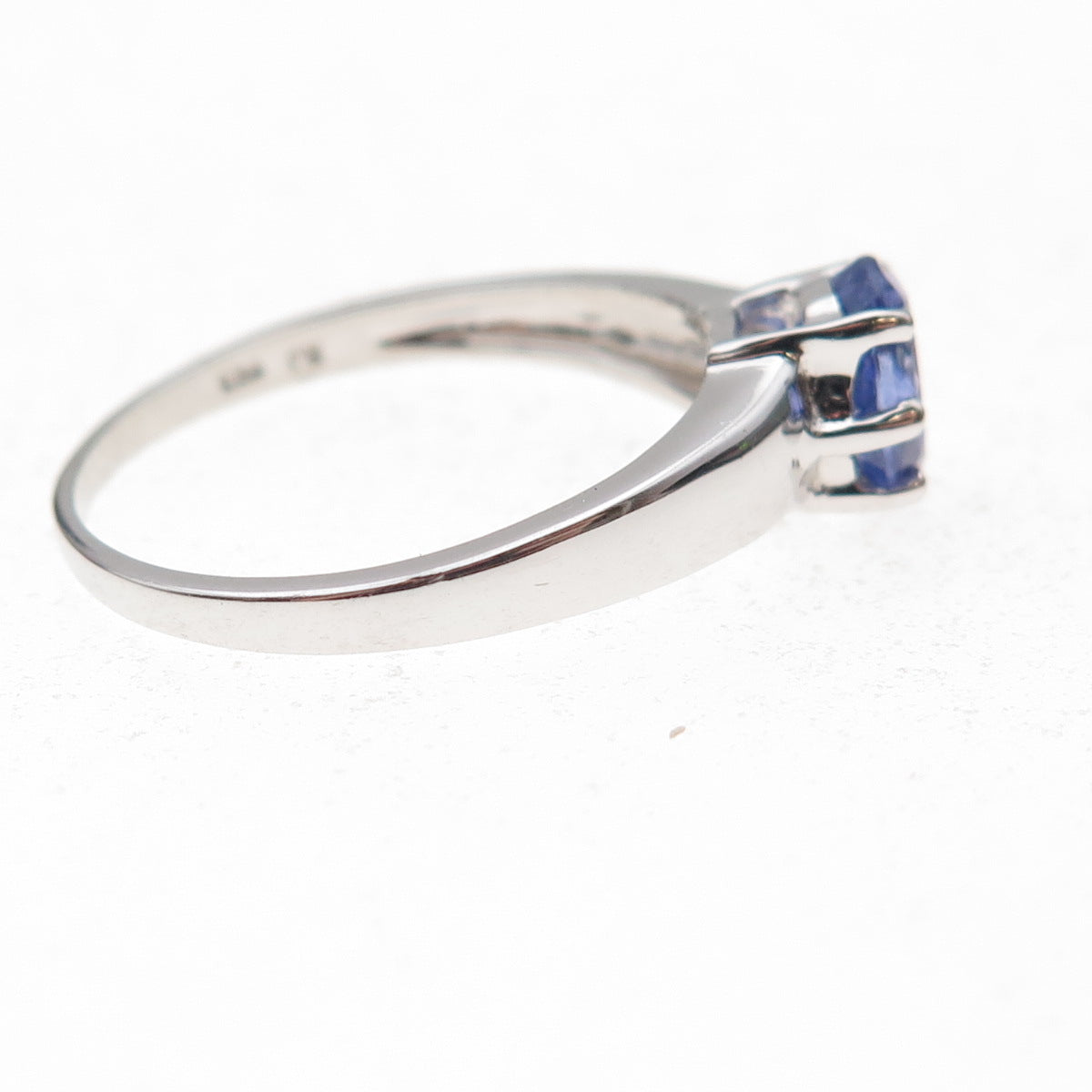 RJ Graziano 925 Sterling Silver Real Oval-Cut Tanzanite Ring Size 7.75