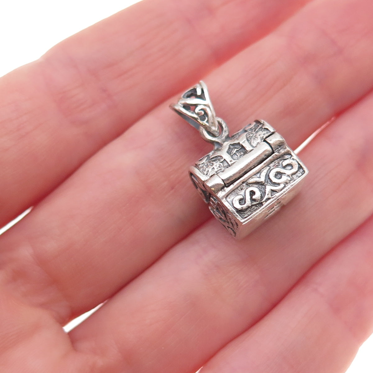 925 Sterling Silver Vintage Treasure Chest Oxidized Open Charm Pendant