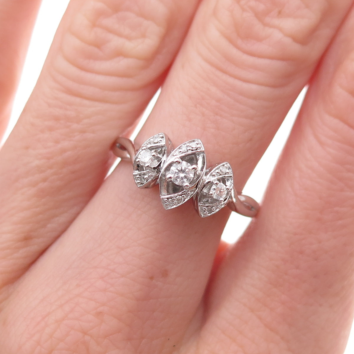 Sai 925 Sterling Silver Real Round-Cut 1/5 ct. tw. Diamond Ring Size 7