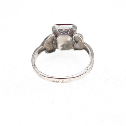 Uncas 925 Sterling Silver Antique Art Deco Red Rhinestone Oxidized Ring Size 5.5