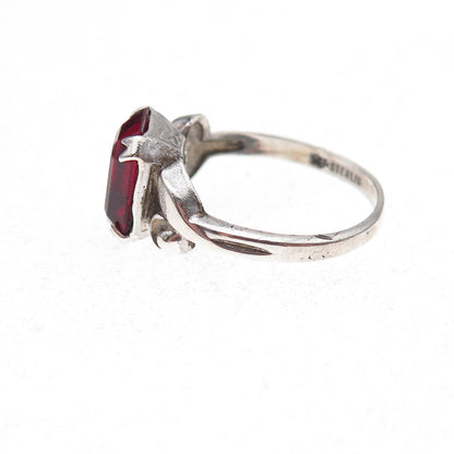 Uncas 925 Sterling Silver Antique Art Deco Red Rhinestone Oxidized Ring Size 5.5