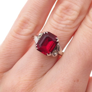 Uncas 925 Sterling Silver Antique Art Deco Red Rhinestone Oxidized Ring Size 5.5