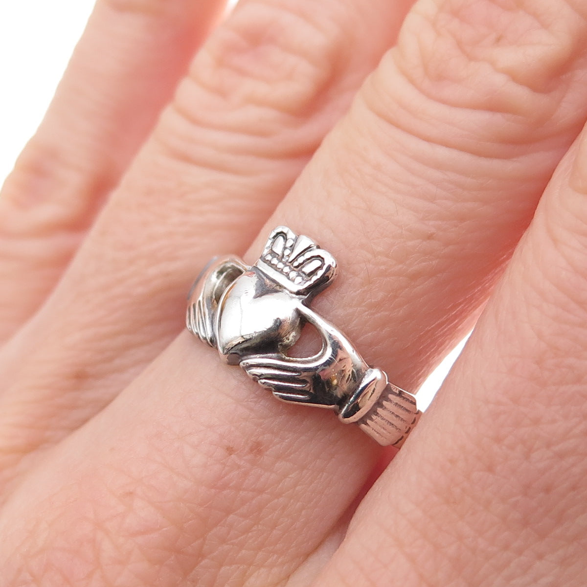 Solvar 925 Sterling Silver Vintage Irish Claddagh Oxidized Ring Size 9