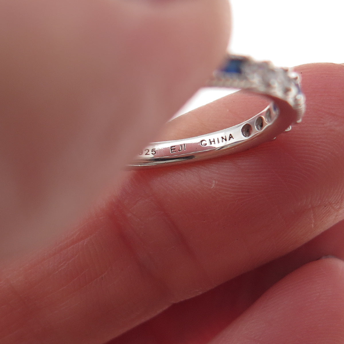 925 Sterling Silver Blue & White C Z Stackable Eternity Band Ring Size 6