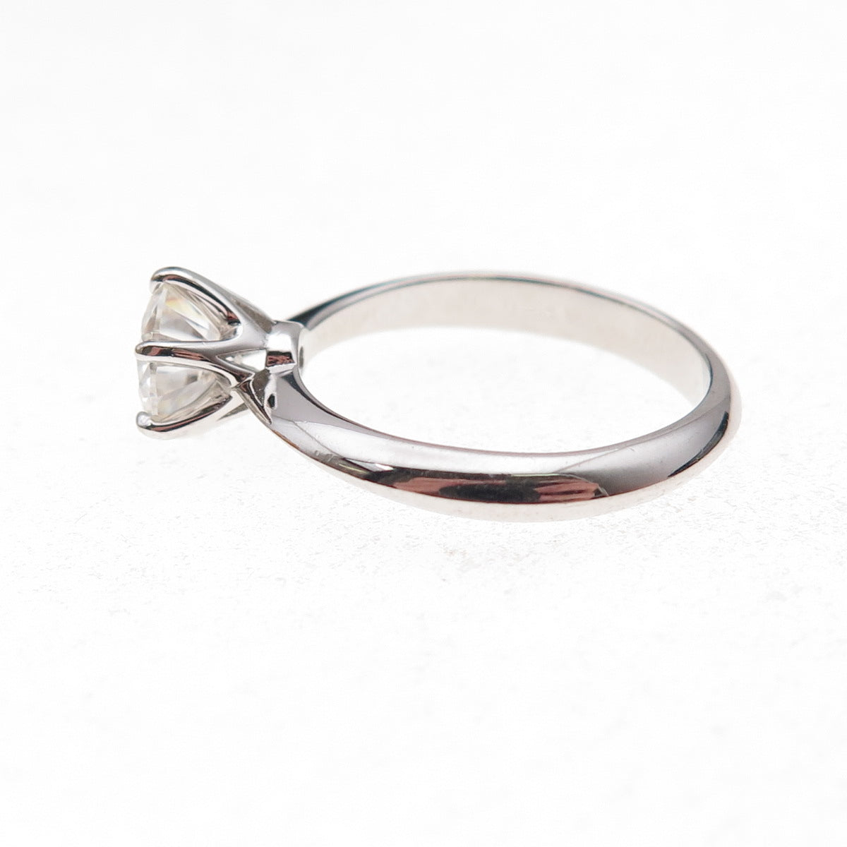 925 Sterling Silver Round-Cut Moissanite Engagement Ring Size 5.5