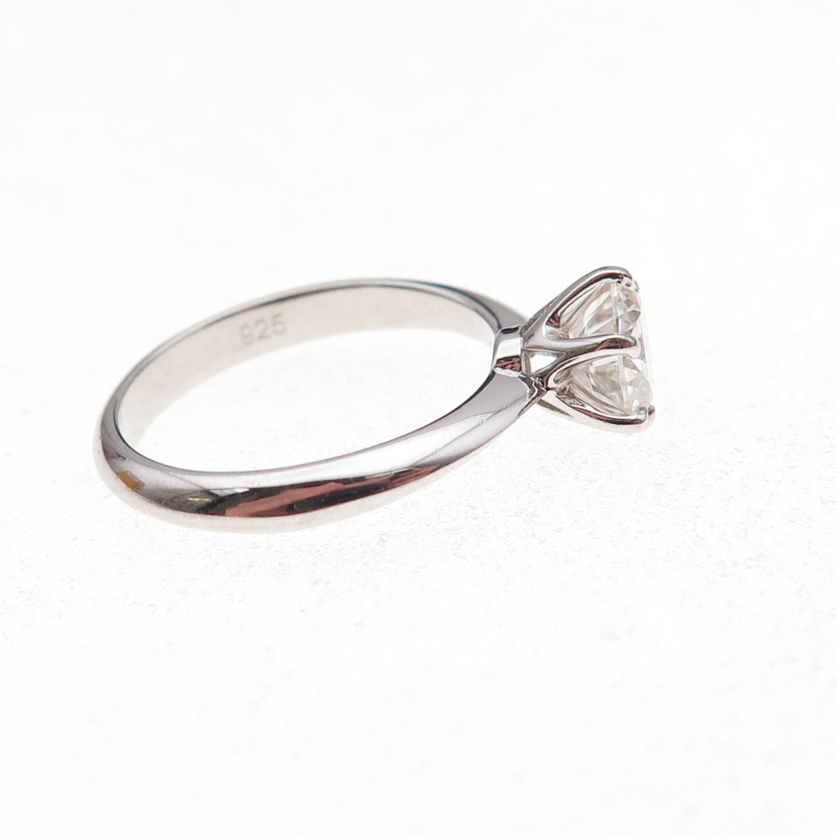 925 Sterling Silver Round-Cut Moissanite Engagement Ring Size 5.5