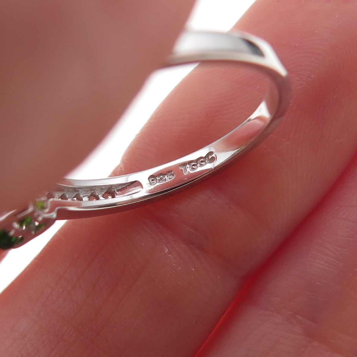 925 Sterling Silver Real Peridot & White Topaz Ring Size 8