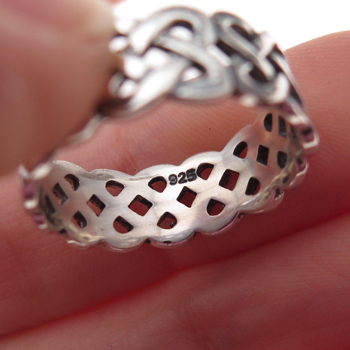 925 Sterling Silver Vintage Celtic Knot Oxidized Band Ring Size 7