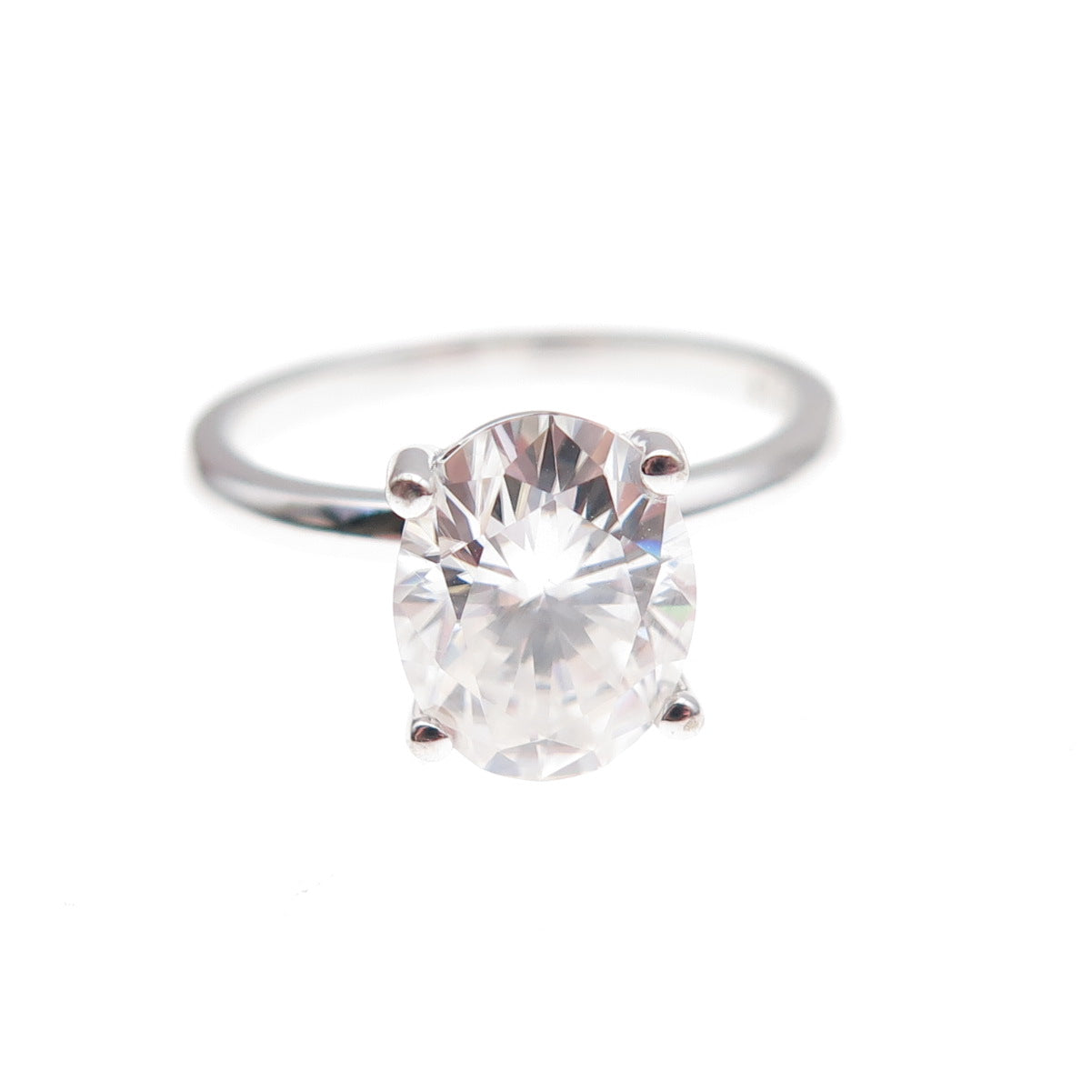 925 Sterling Silver Oval-Cut Moissanite Engagement Ring Size 5.5