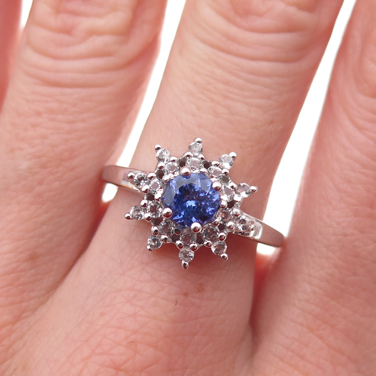 925 Sterling Silver Real Round-Cut Tanzanite & White Topaz Floral Ring Size 8