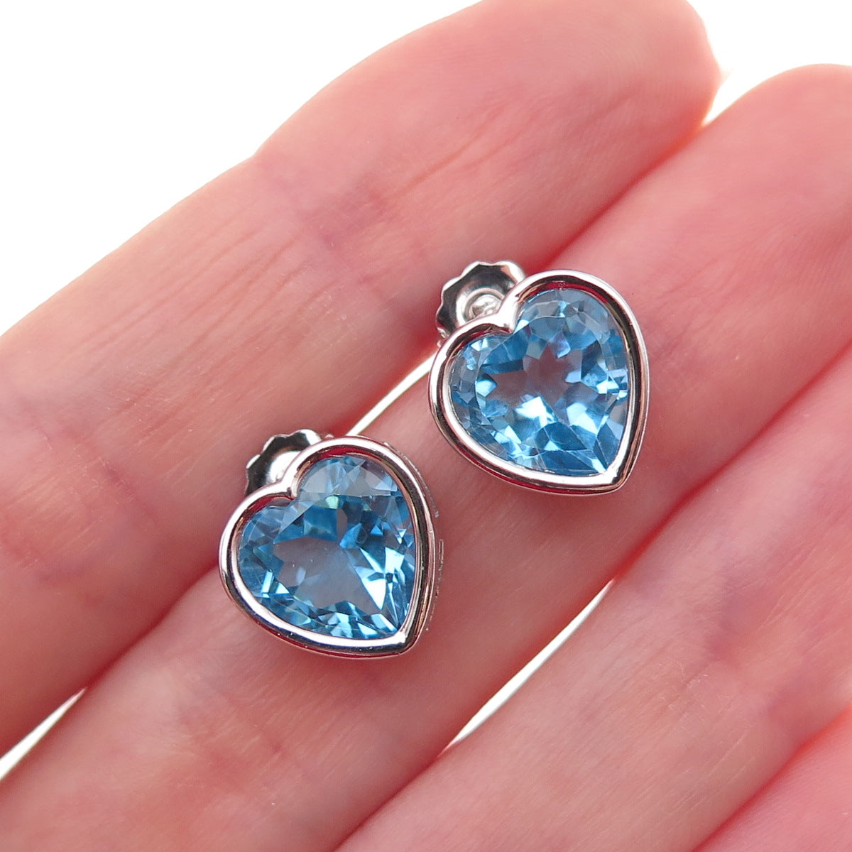 Atelier 925 Sterling Silver Mexico Real Blue Topaz Heart Earrings
