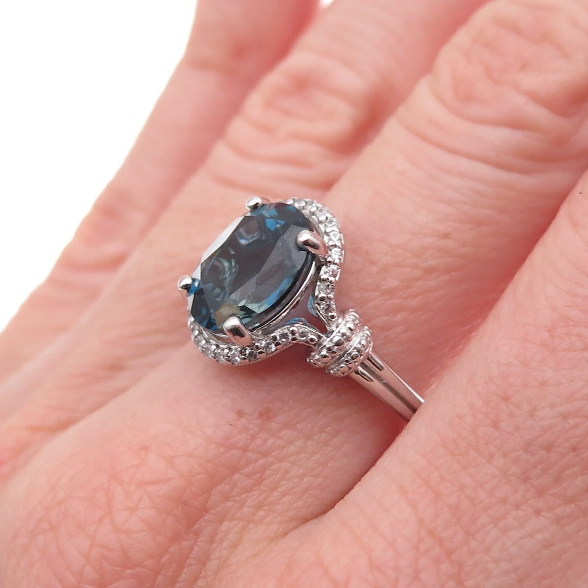Colleen Lopez 925 Sterling Silver Real London Blue & White Topaz Ring Size 7