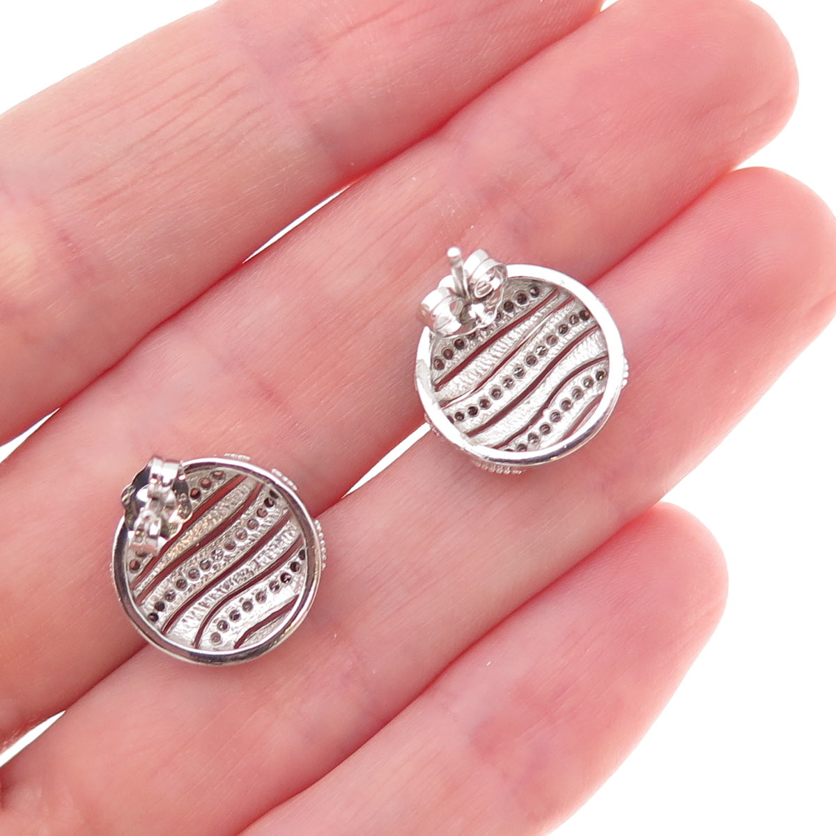 Atelier 925 Sterling Silver Mexico Real Round-Cut Diamond Wavy Disc Earrings