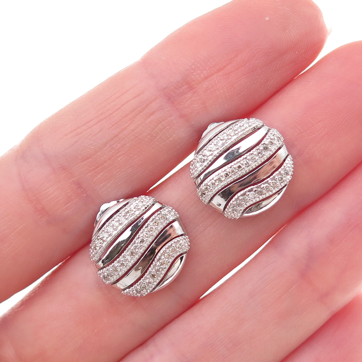 Atelier 925 Sterling Silver Mexico Real Round-Cut Diamond Wavy Disc Earrings