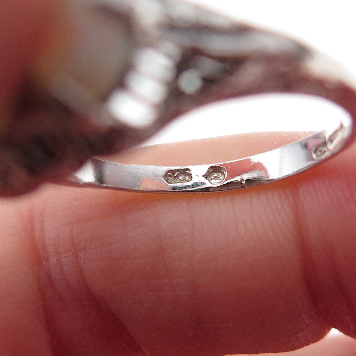 925 Sterling Silver Vintage Real Oval-Cut Opal Ring Size 8.25