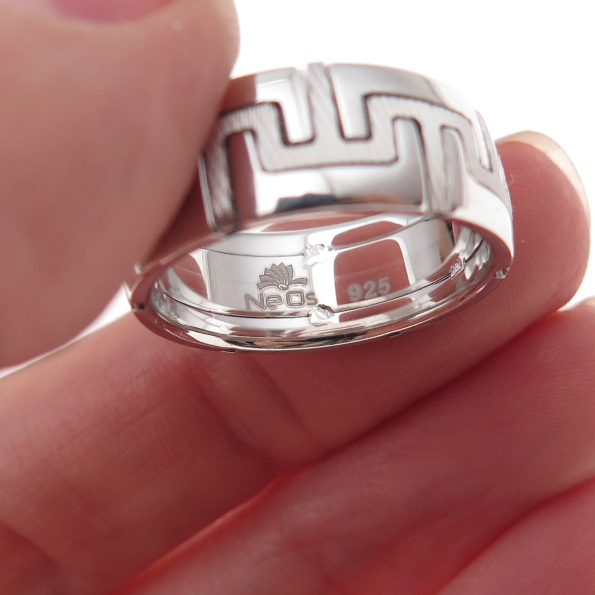 Neos 925 Sterling Silver Puzzle Band Ring Size 8.25
