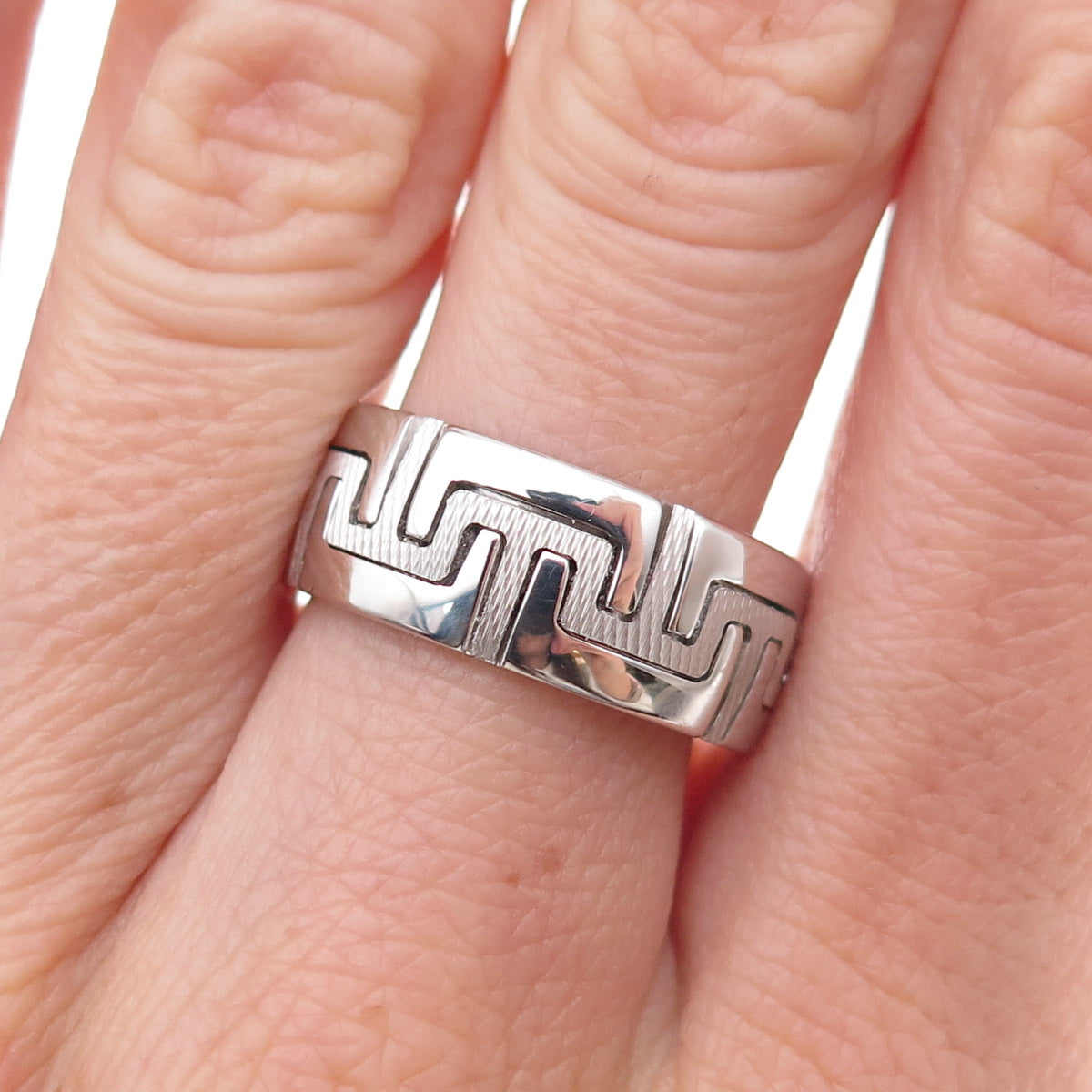 Neos 925 Sterling Silver Puzzle Band Ring Size 8.25