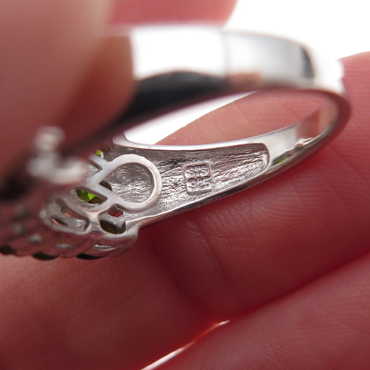 Chuck Clemency 925 Sterling Silver Real Oval-Cut Peridot Ring Size 8
