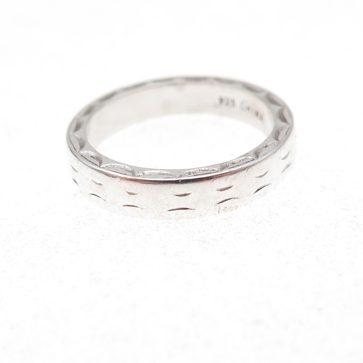 Tacori 925 Sterling Silver Etched Band Ring Size 4.25