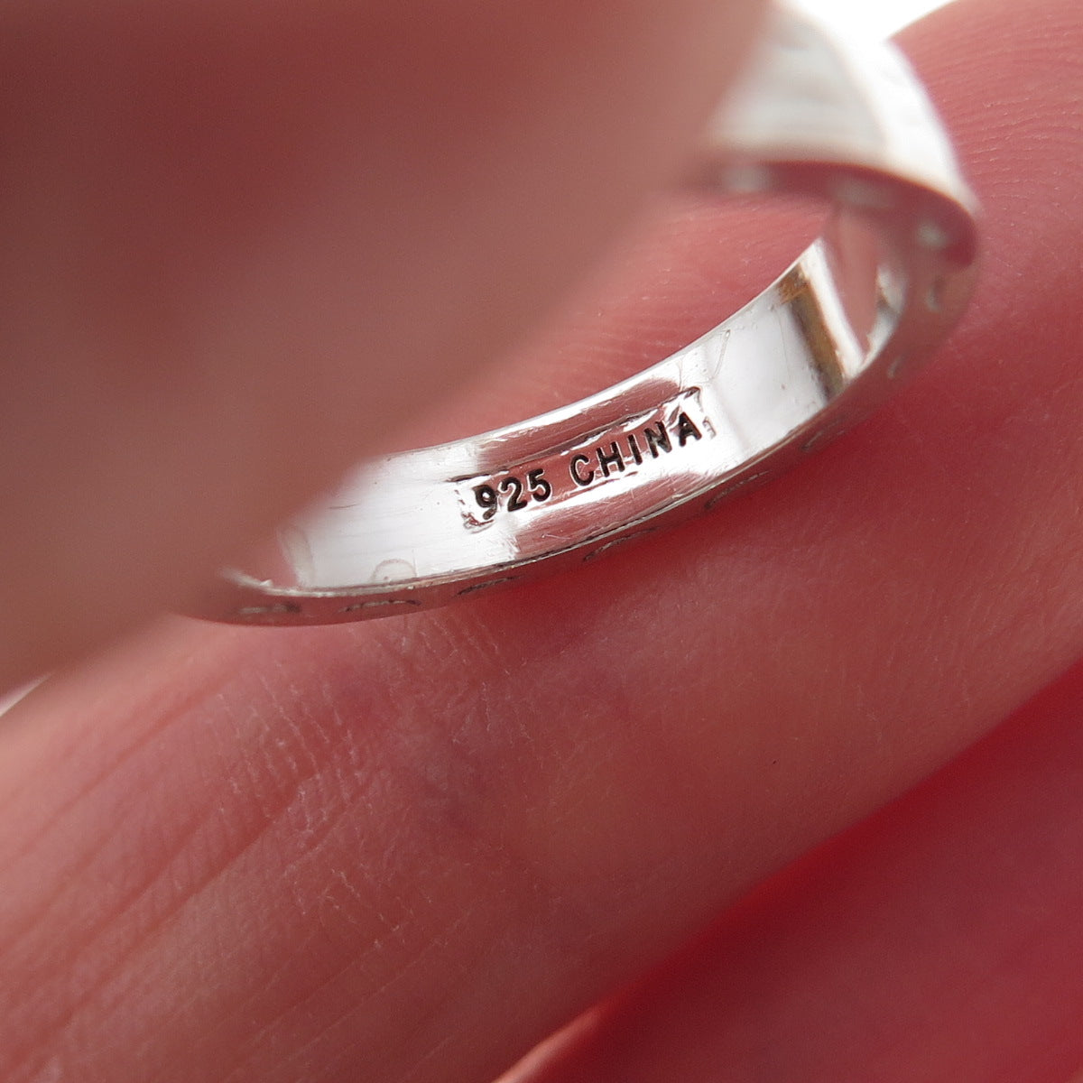 Tacori 925 Sterling Silver Etched Band Ring Size 4.25