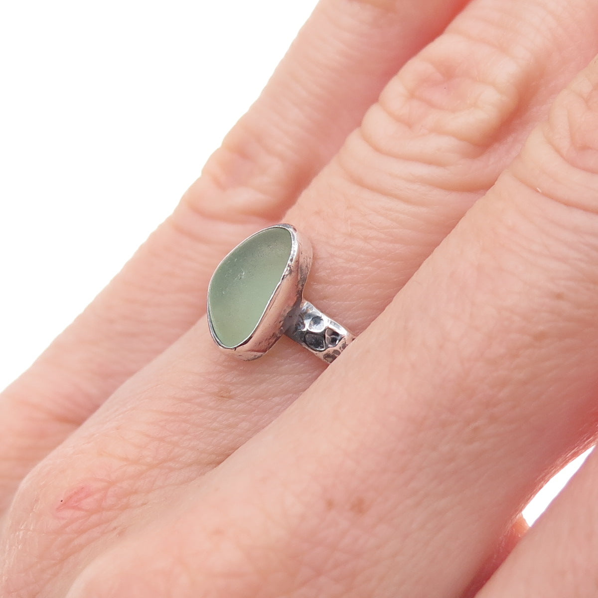 Lita 925 Sterling Silver Vintage Sea Glass Hammered Oxidized Ring Size 6