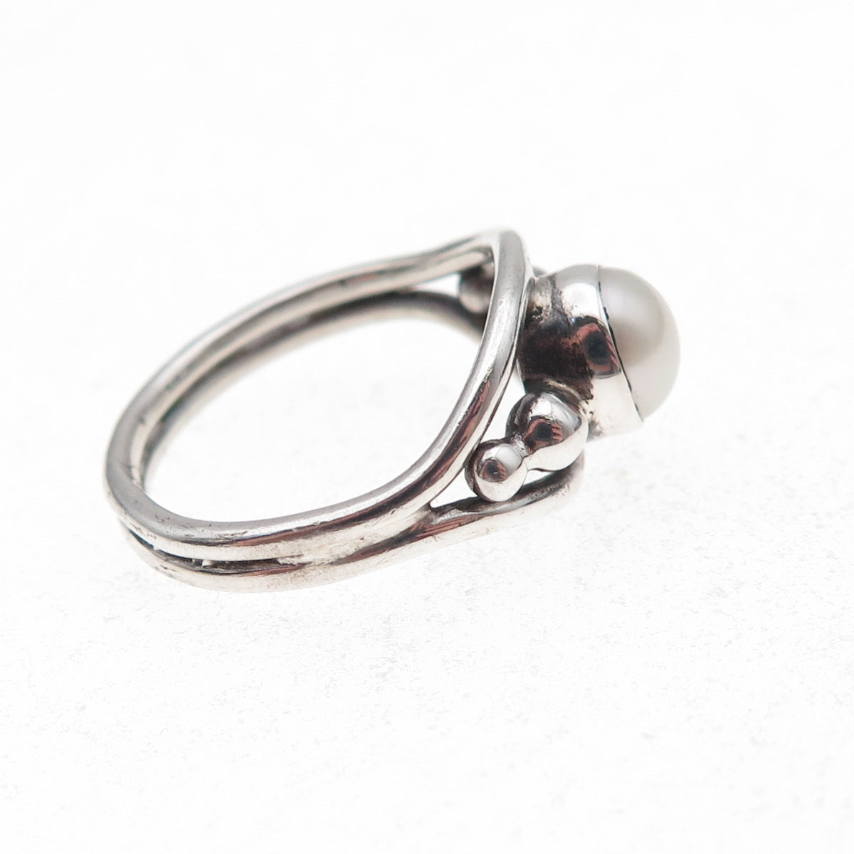 925 Sterling Silver Vintage Real Pearl Modernist Oxidized Ring Size 5.75