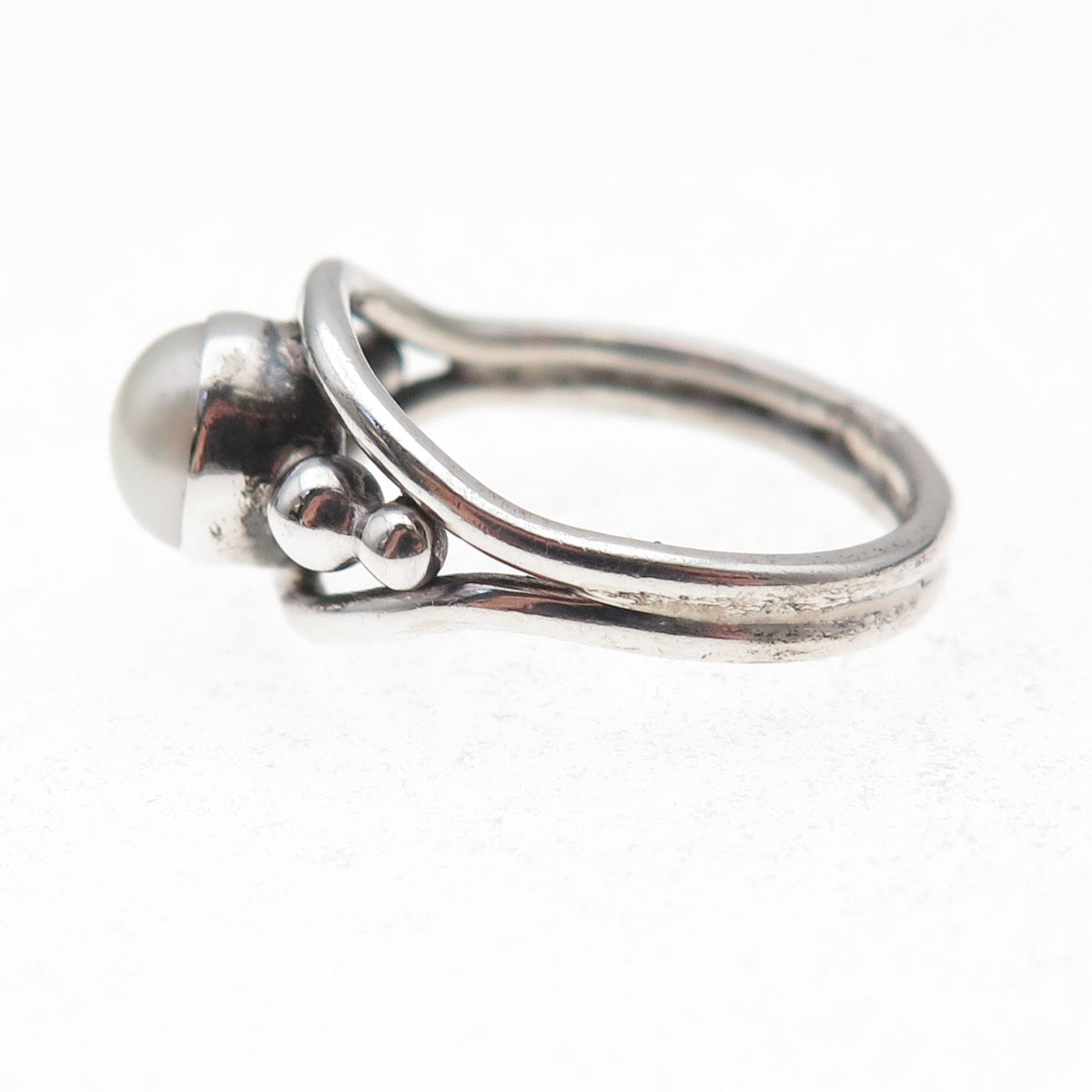 925 Sterling Silver Vintage Real Pearl Modernist Oxidized Ring Size 5.75