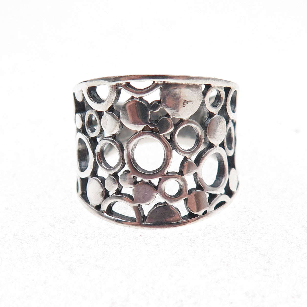 925 Sterling Silver Vintage Circle Oxidized Ring Size 5.5