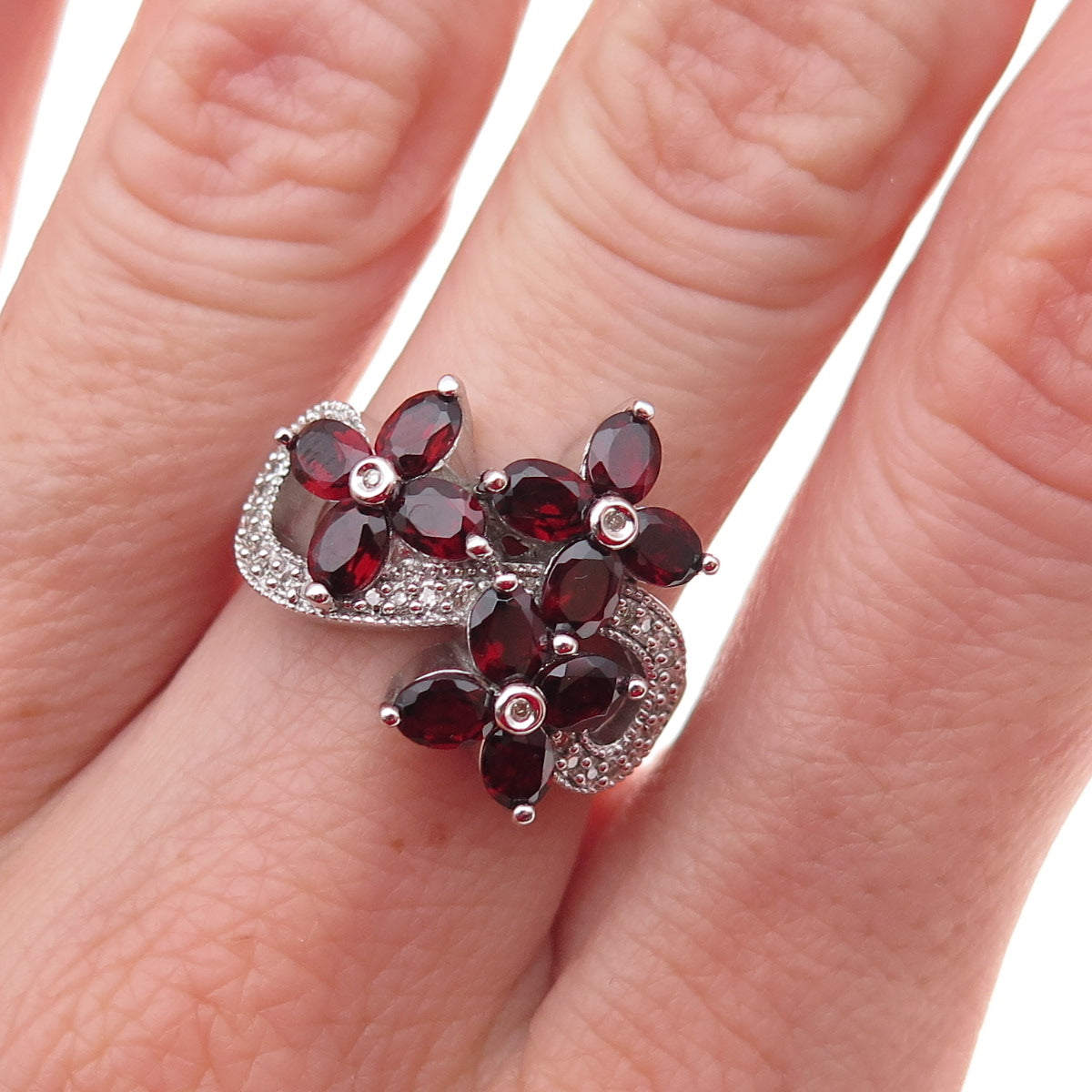 925 Sterling Silver Mexico Real Diamond & Red Garnet Floral Ring Size 7