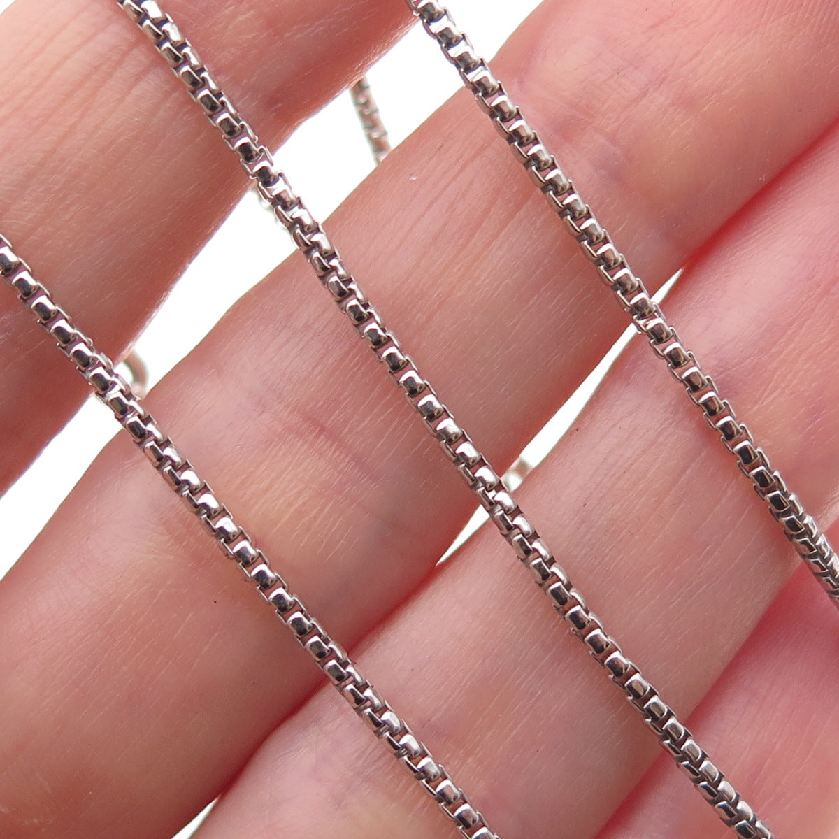 925 Sterling Silver Vintage Italy Round Box Chain Necklace 18"