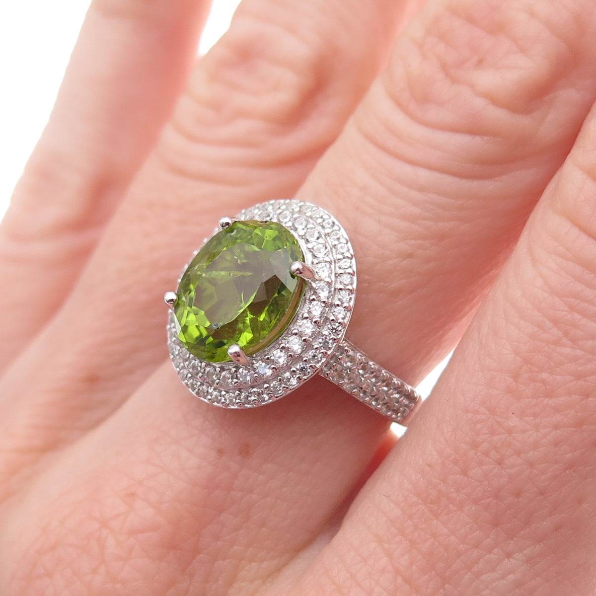 925 Sterling Silver Real Peridot & White Topaz Ring Size 6