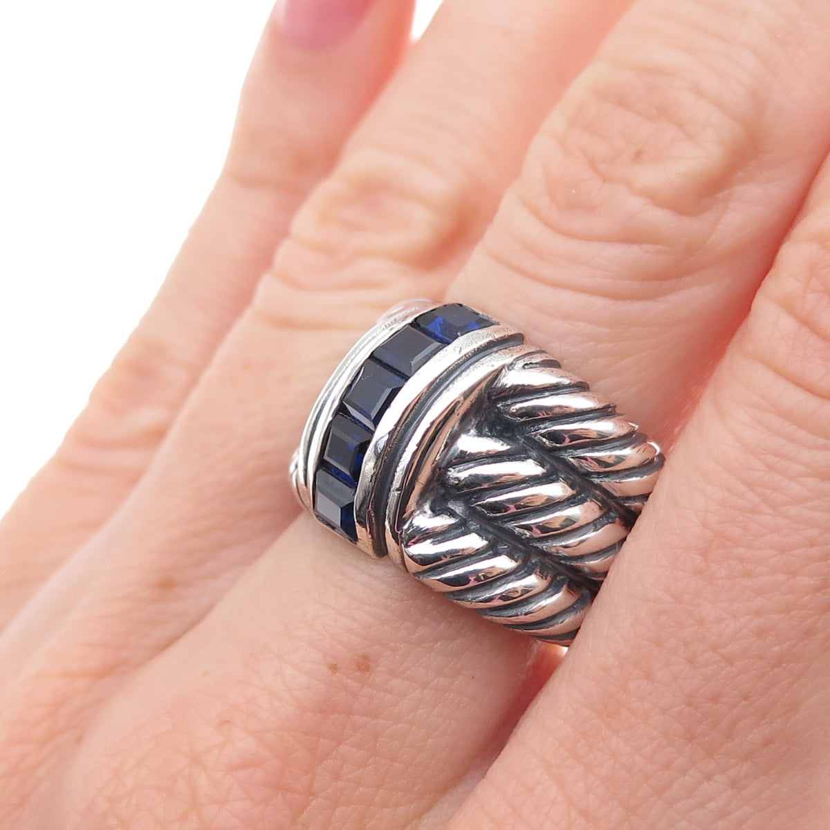 925 Sterling Silver Vintage Real Sapphire Modernist Oxidized Ring Size 7
